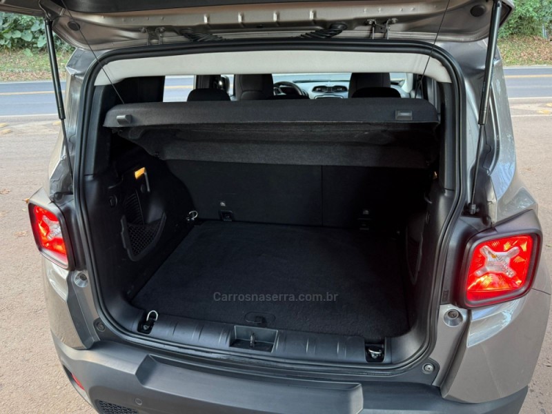 RENEGADE 1.8 16V FLEX SPORT 4P AUTOMÁTICO - 2021 - DOIS IRMãOS