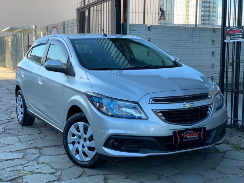 ONIX 1.4 MPFI LT 8V FLEX 4P MANUAL - 2013 - CAXIAS DO SUL