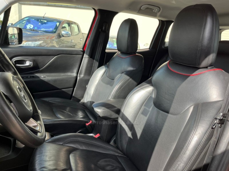RENEGADE 1.8 16V FLEX SPORT 4P MANUAL - 2016 - BENTO GONçALVES