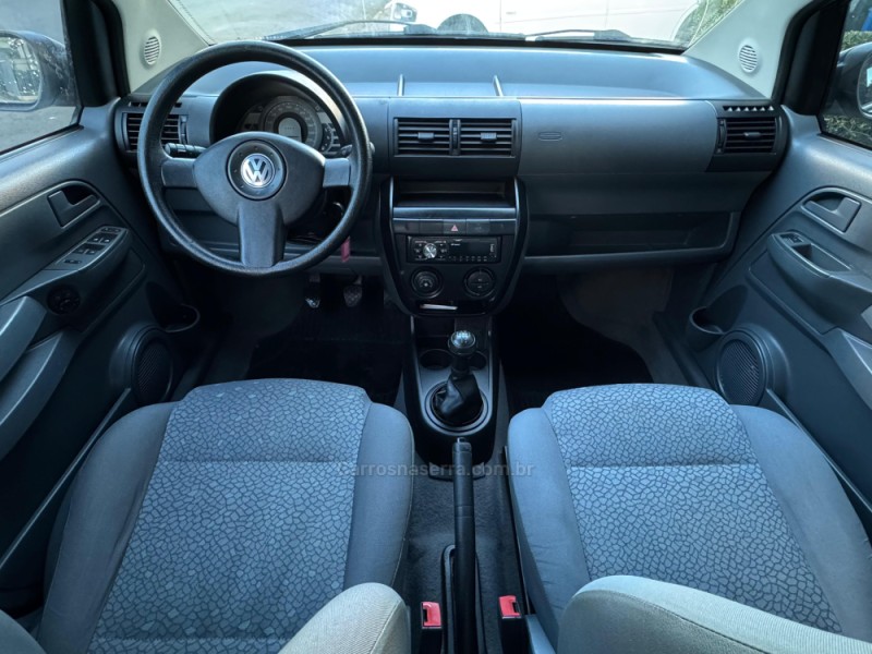 FOX 1.6 MI PLUS 8V FLEX 4P MANUAL - 2005 - LAGOA VERMELHA