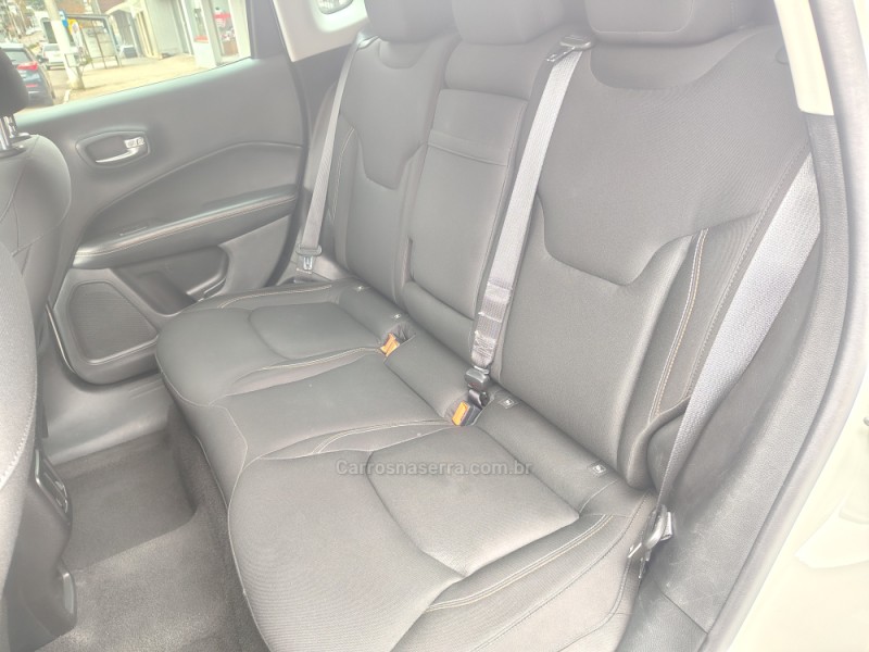 COMPASS 2.0 16V FLEX LONGITUDE AUTOMÁTICO - 2017 - GUAPORé