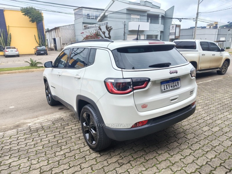 COMPASS 2.0 16V FLEX LONGITUDE AUTOMÁTICO - 2017 - GUAPORé