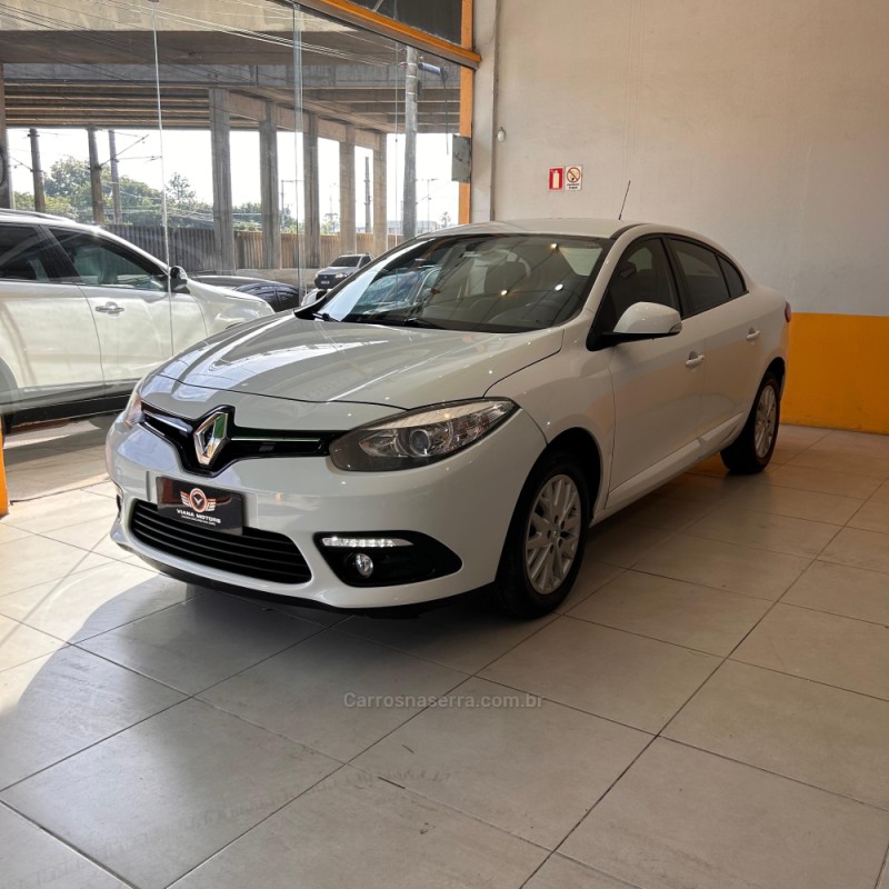 FLUENCE 2.0 DYNAMIQUE PLUS 16V FLEX 4P AUTOMÁTICO - 2017 - SAPUCAIA DO SUL