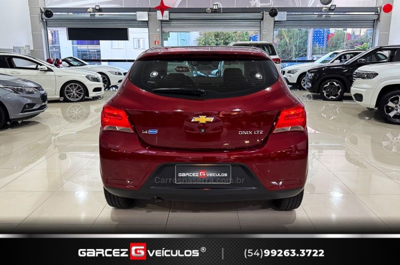 ONIX 1.4 MPFI LTZ 8V FLEX 4P MANUAL - 2017 - BENTO GONçALVES