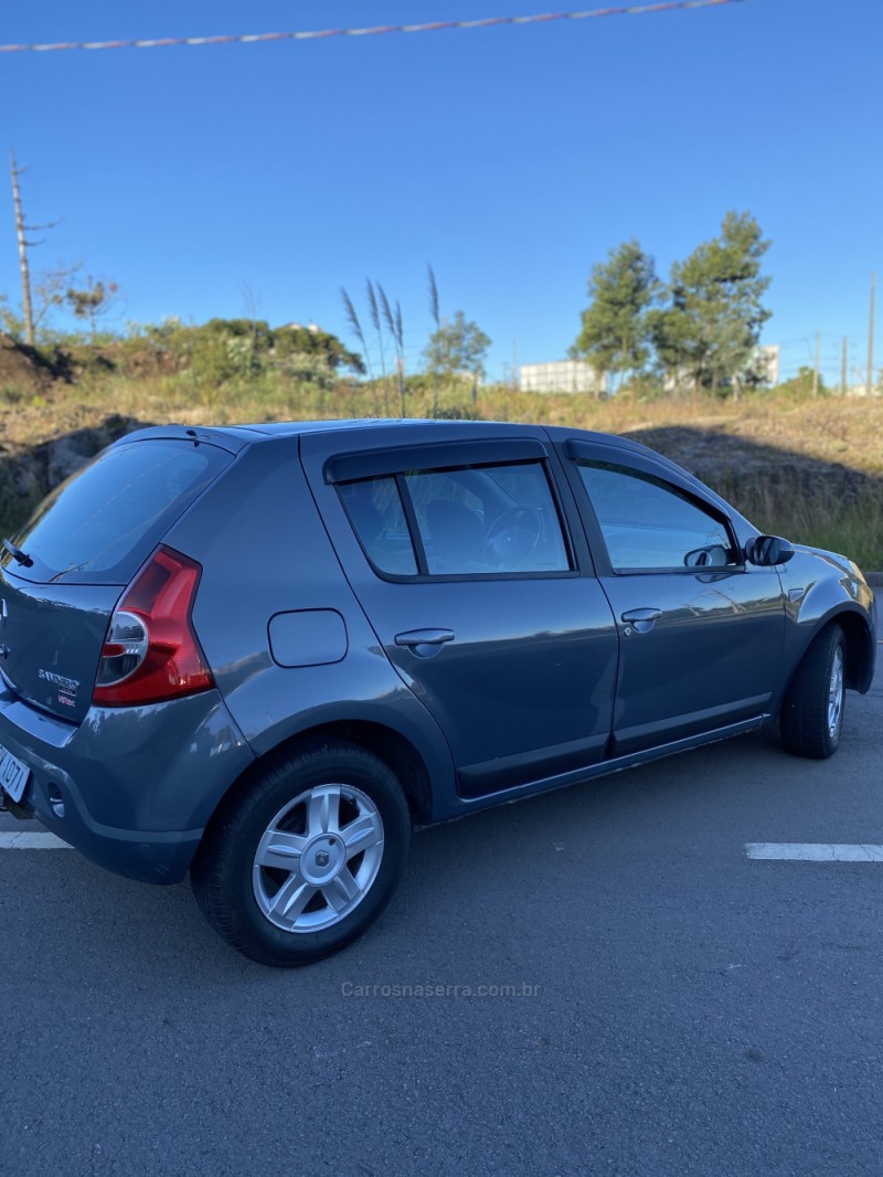 SANDERO 1.6 PRIVILÉGE 16V FLEX 4P MANUAL - 2009 - CAXIAS DO SUL