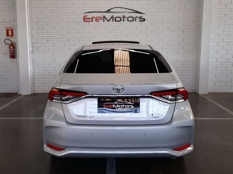 COROLLA 2.0 ALTIS PREMIUM 16V FLEX 4P AUTOMÁTICO - 2023 - ERECHIM