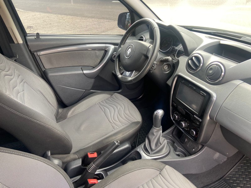 DUSTER 1.6 DYNAMIQUE 4X2 16V FLEX 4P MANUAL - 2015 - CAXIAS DO SUL