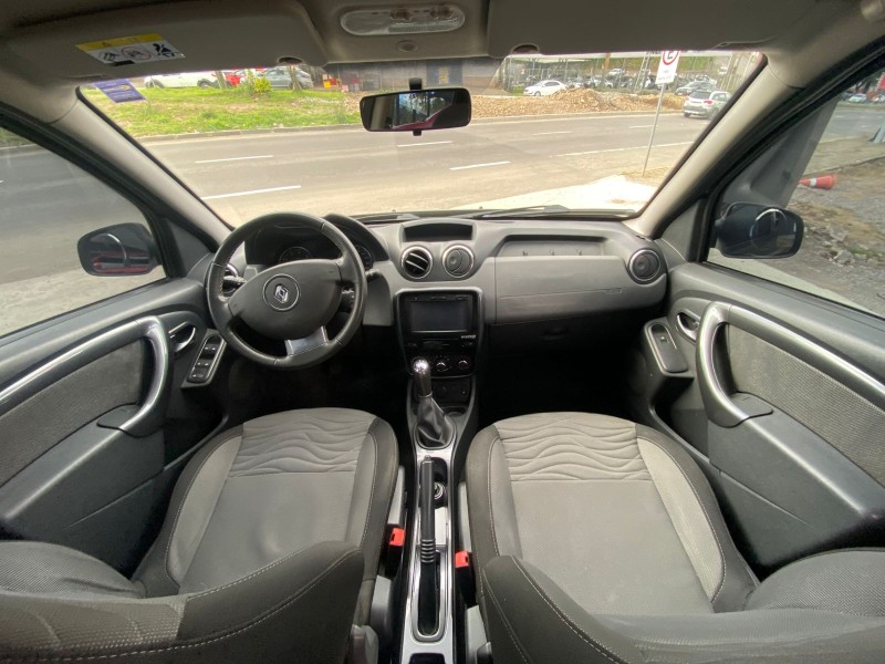 DUSTER 1.6 DYNAMIQUE 4X2 16V FLEX 4P MANUAL - 2015 - CAXIAS DO SUL