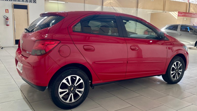 ONIX 1.4 MPFI LTZ 8V FLEX 4P AUTOMÁTICO - 2015 - ESTâNCIA VELHA