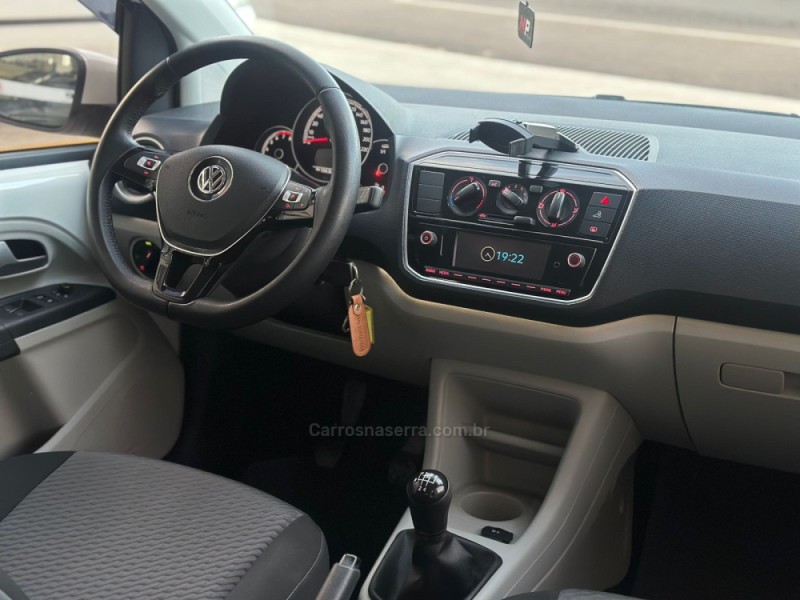 UP 1.0 TSI MOVE UP 12V FLEX 4P MANUAL - 2018 - TUPANDI