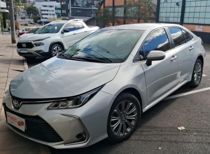 COROLLA 2.0 XEI 16V FLEX 4P AUTOMÁTICO - 2023 - FLORES DA CUNHA