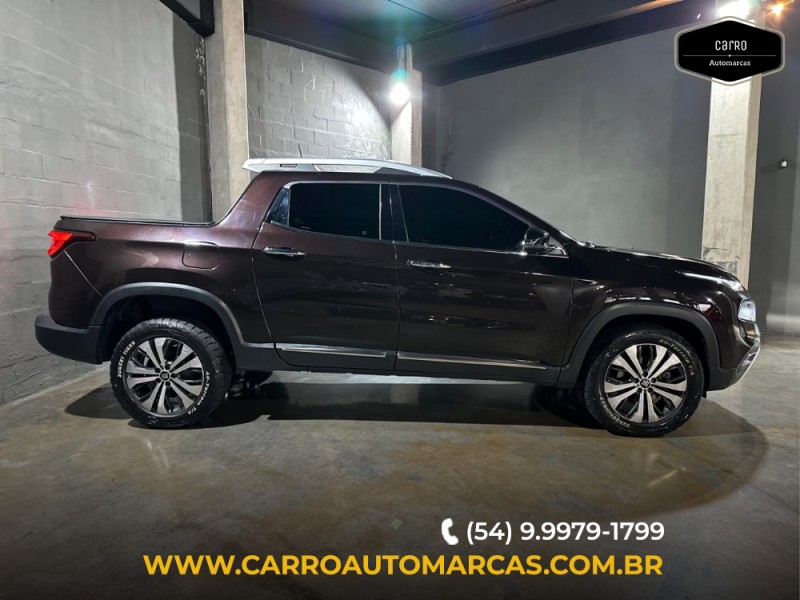 TORO 2.0 16V TURBO DIESEL VOLCANO 4WD AUTOMÁTICO - 2022 - CAXIAS DO SUL