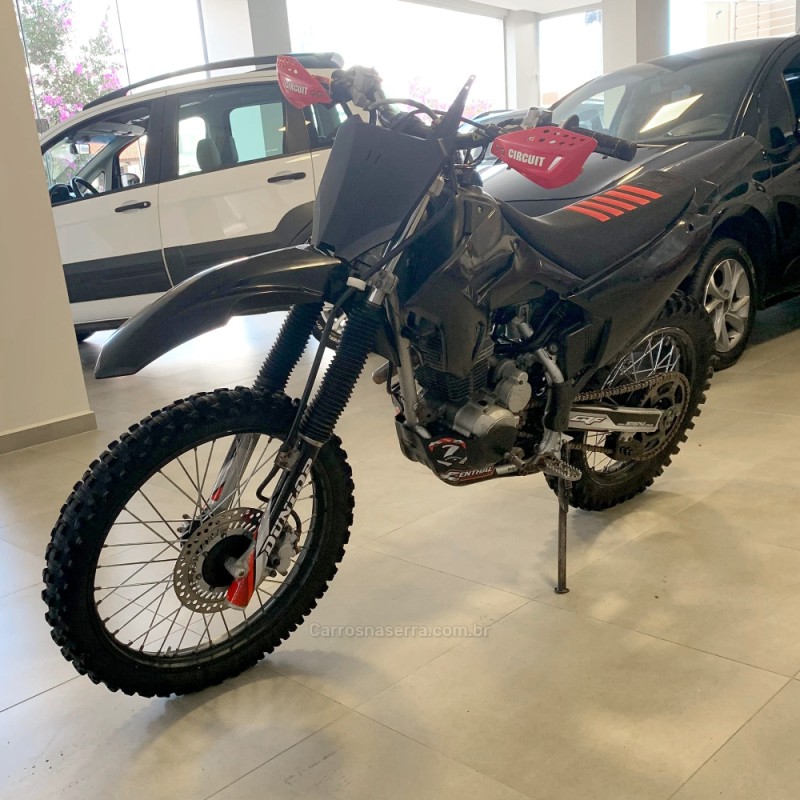 crf 230f 2014 flores da cunha