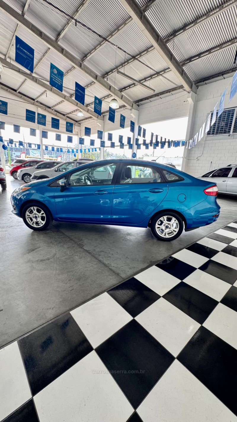FIESTA 1.6 SE SEDAN 16V FLEX 4P AUTOMÁTICO - 2015 - MONTENEGRO