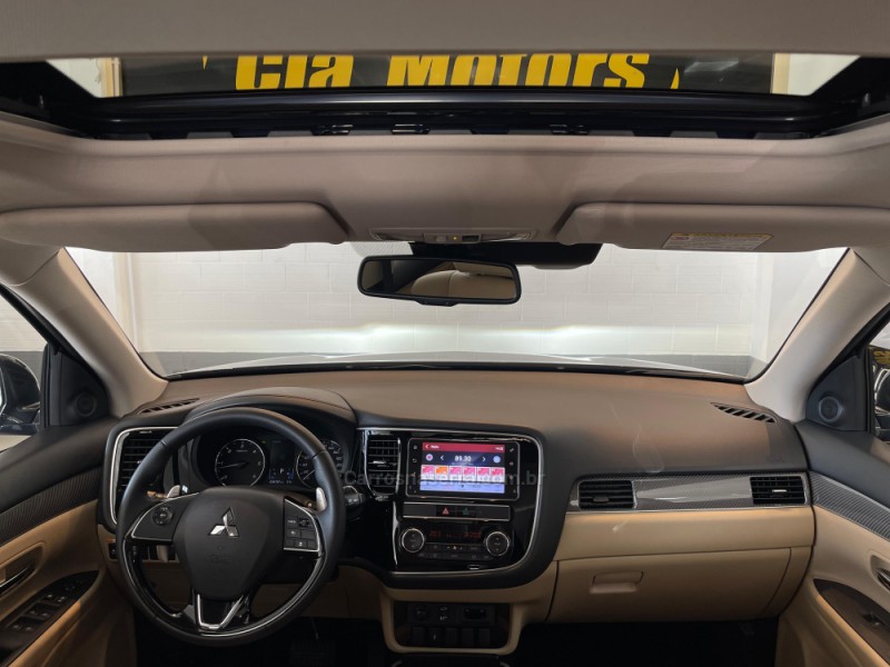 OUTLANDER 2.2 4X4 16V DIESEL 4P AUTOMÁTICO - 2019 - SãO LEOPOLDO