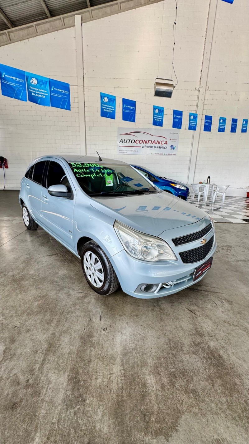 AGILE 1.4 MPFI LTZ 8V FLEX 4P MANUAL - 2011 - MONTENEGRO