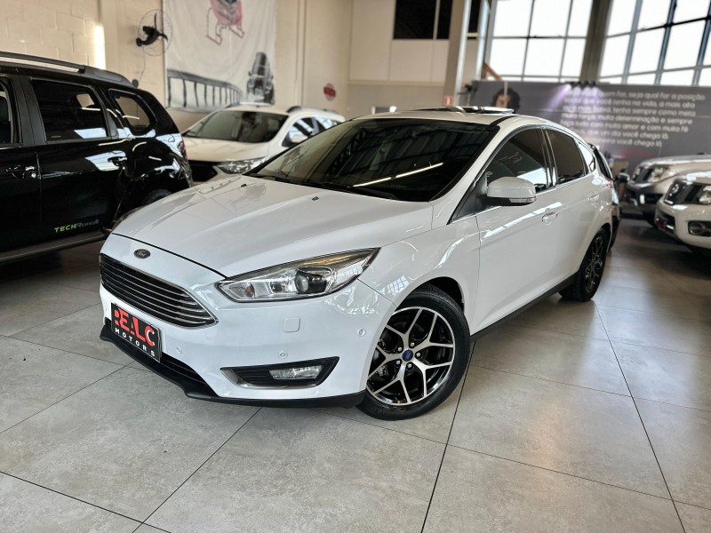 FOCUS 2.0 TITANIUM PLUS FASTBACK 16V FLEX 4P AUTOMÁTICO - 2016 - CAXIAS DO SUL
