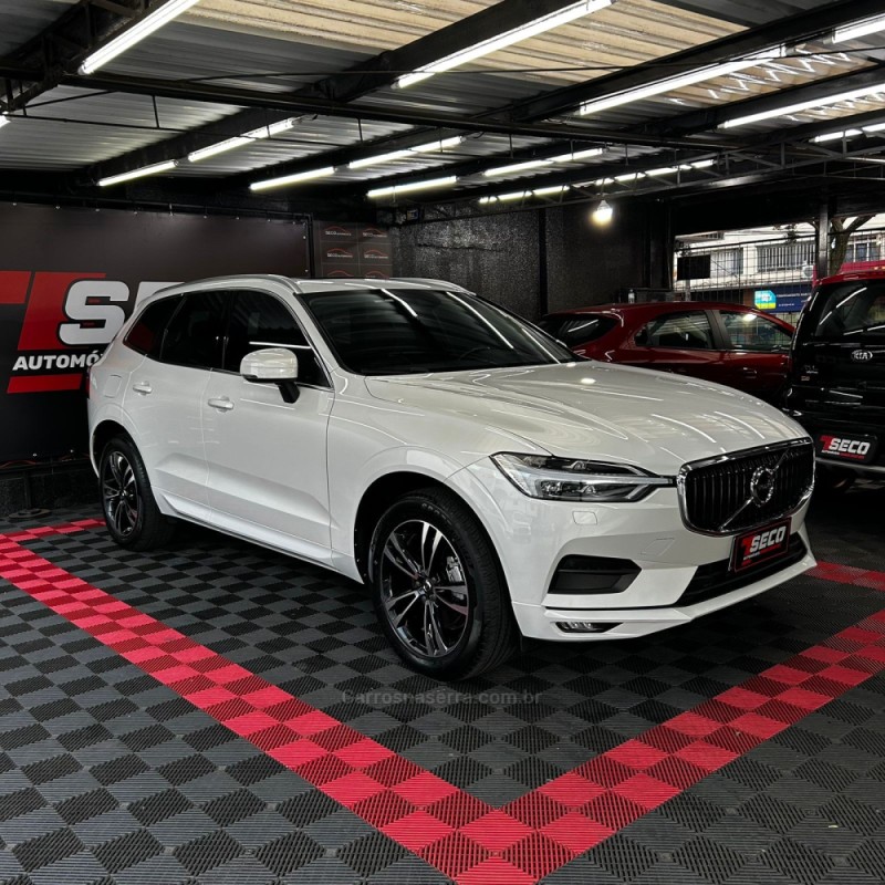XC60 2.0 T5 MOMENTUM GASOLINA 4P AUTOMÁTICO - 2020 - PASSO FUNDO