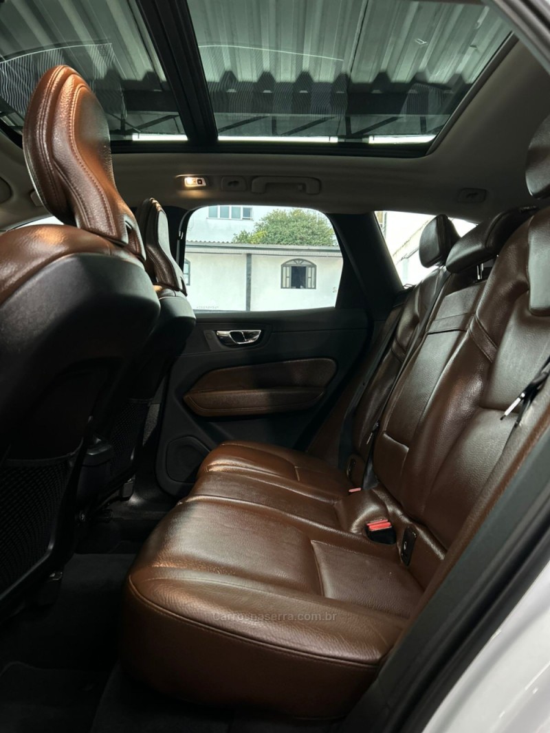 XC60 2.0 T5 MOMENTUM GASOLINA 4P AUTOMÁTICO - 2020 - PASSO FUNDO