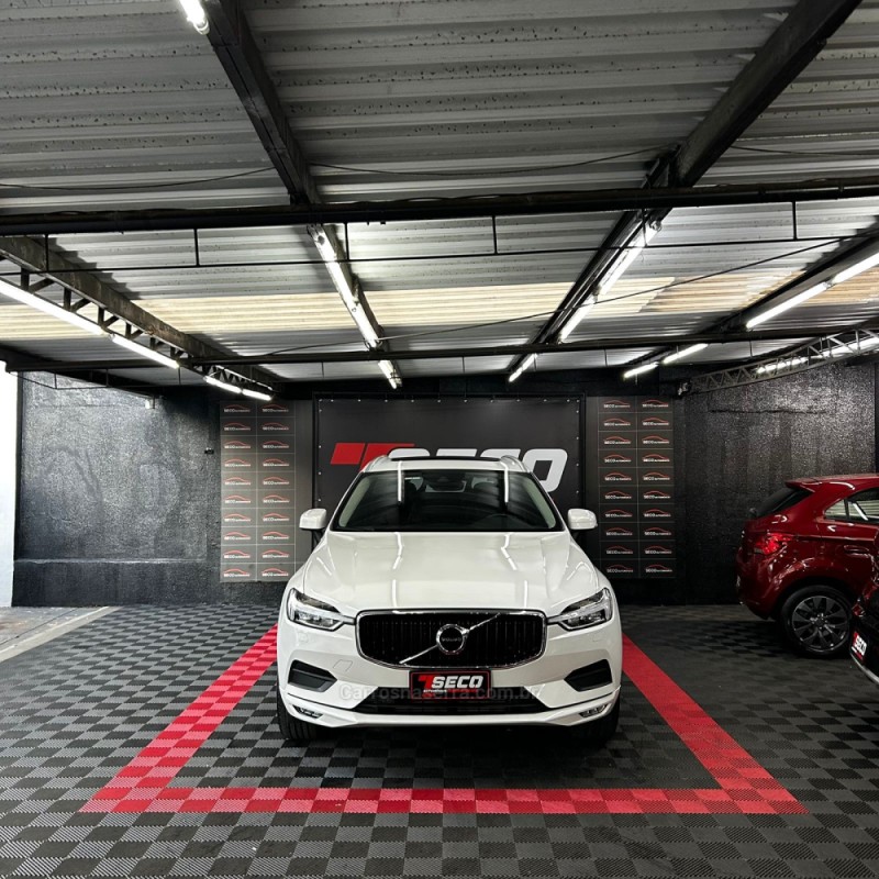 XC60 2.0 T5 MOMENTUM GASOLINA 4P AUTOMÁTICO - 2020 - PASSO FUNDO