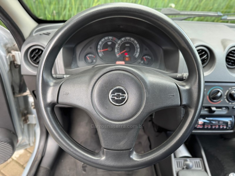 CELTA 1.0 MPFI LIFE 8V FLEX 2P MANUAL - 2011 - FARROUPILHA