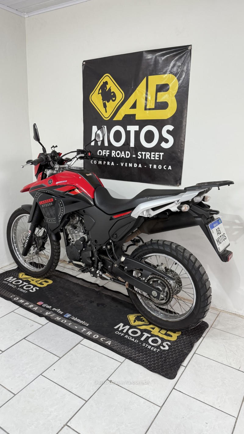 XTZ 250 LANDER - 2023 - CAXIAS DO SUL