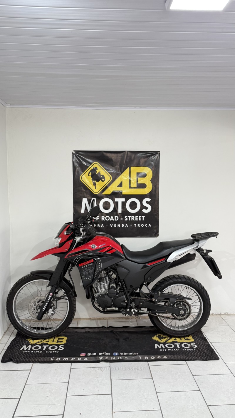 XTZ 250 LANDER - 2023 - CAXIAS DO SUL