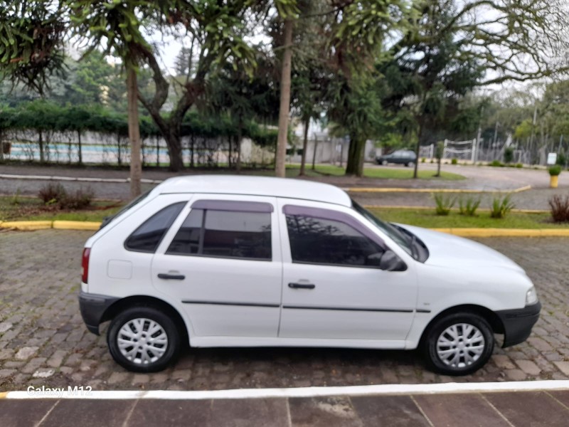 GOL 1.0 MI 16V GASOLINA 4P MANUAL G.III - 2001 - FARROUPILHA