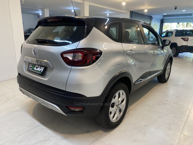 CAPTUR 1.6 16V SCE FLEX ZEN MANUAL - 2019 - BENTO GONçALVES