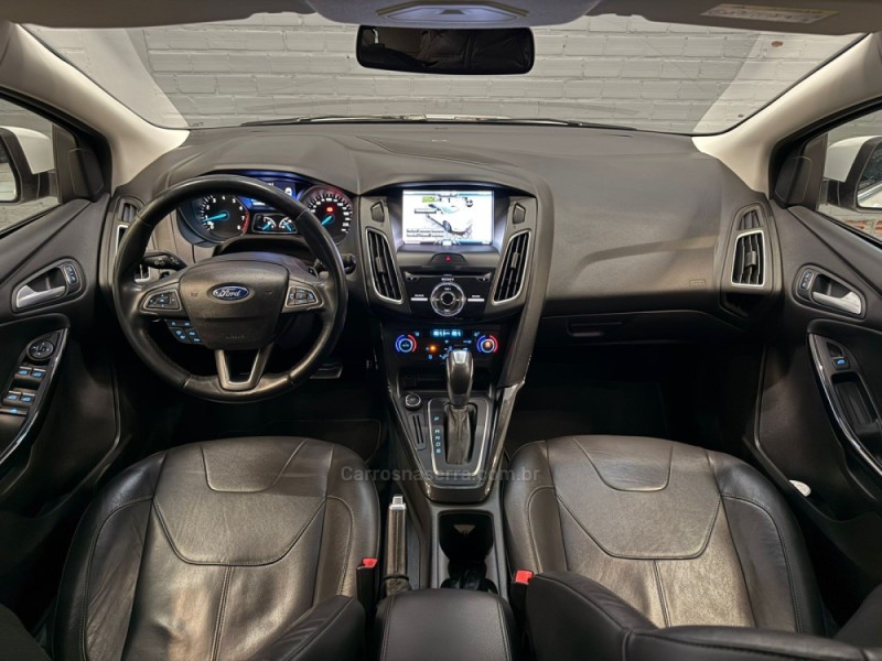 FOCUS 2.0 TITANIUM HATCH 16V FLEX 4P AUTOMÁTICO - 2016 - CAXIAS DO SUL