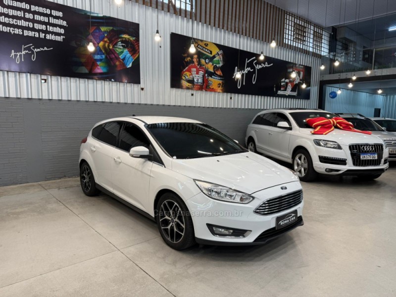 FOCUS 2.0 TITANIUM HATCH 16V FLEX 4P AUTOMÁTICO - 2016 - CAXIAS DO SUL