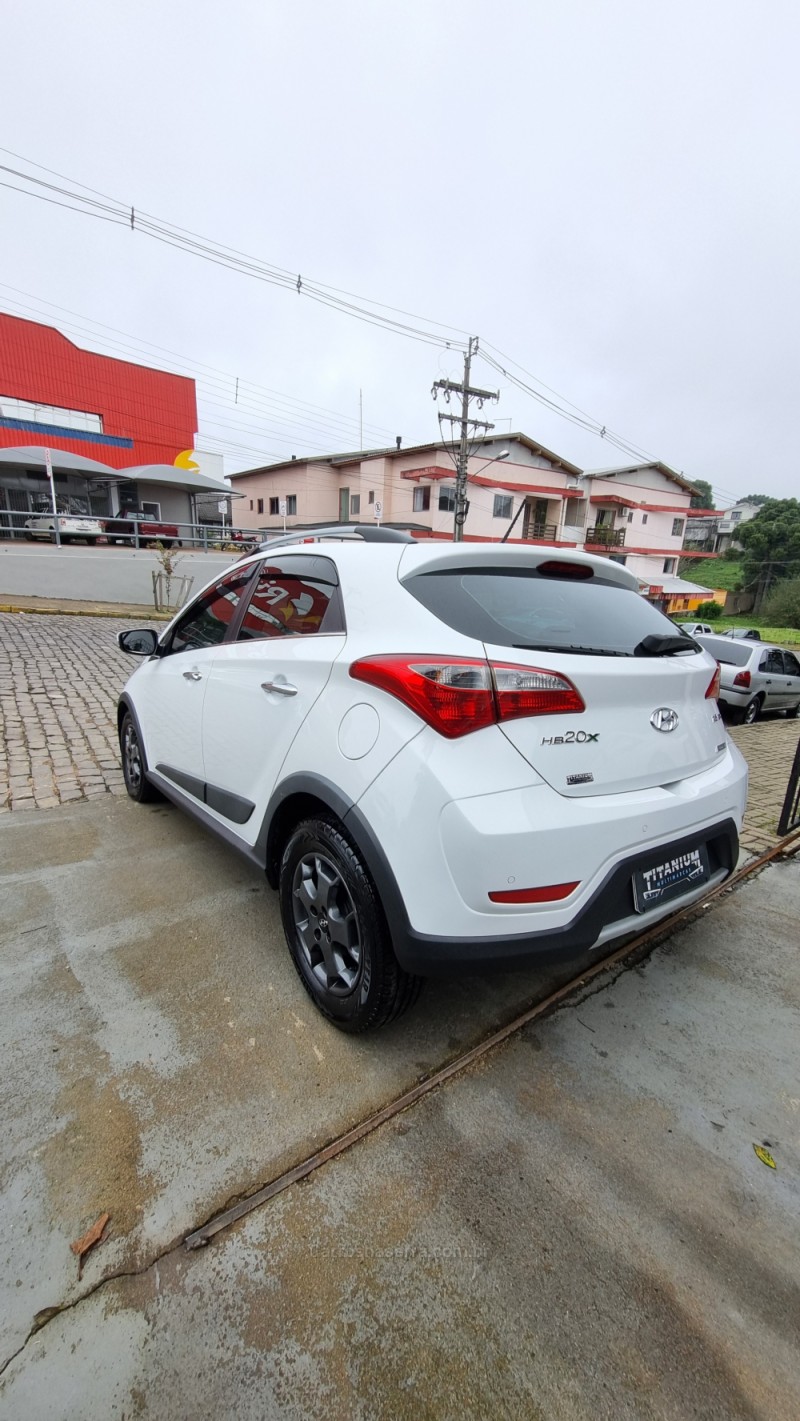 HB20X 1.6 16V PREMIUM FLEX 4P AUTOMÁTICO - 2015 - SãO FRANCISCO DE PAULA