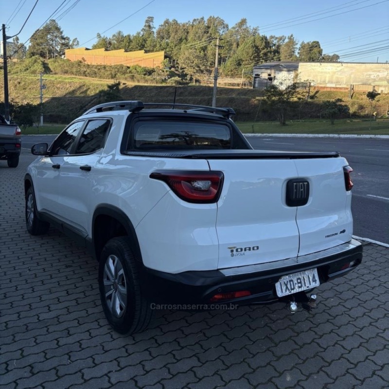 TORO 1.8 16V EVO FLEX FREEDOM AUTOMÁTICO - 2017 - CAXIAS DO SUL
