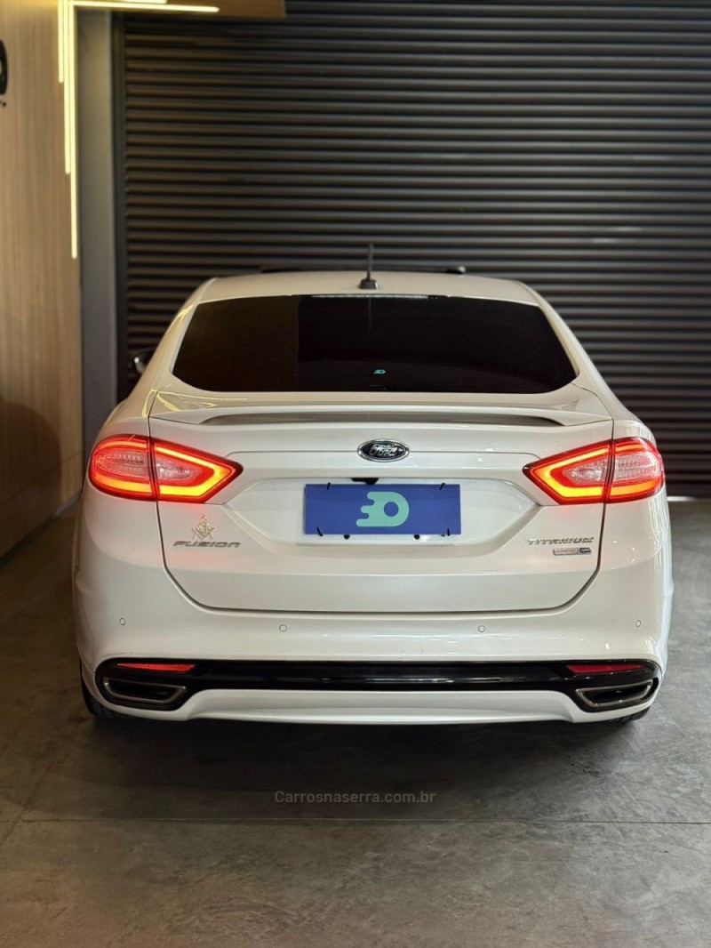FUSION 2.0 TITANIUM GTDI ECOBOOST AWD AUTOMÁTICO - 2016 - LAJEADO