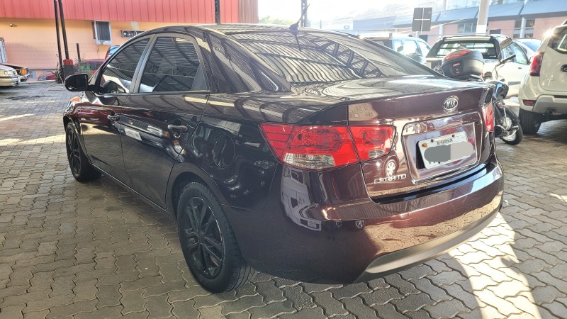 CERATO 1.6 EX3 SEDAN 16V GASOLINA 4P MANUAL - 2011 - GARIBALDI