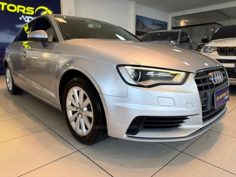 A3 1.4 TFSI SEDAN 16V GASOLINA 4P S-TRONIC - 2015 - SãO LEOPOLDO