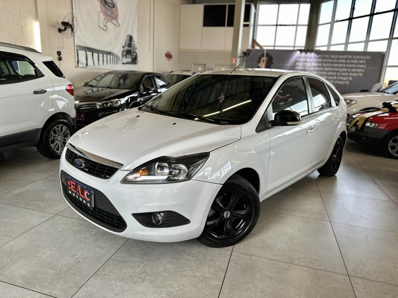 FOCUS 1.6 GLX 8V GASOLINA 4P MANUAL - 2011 - CAXIAS DO SUL