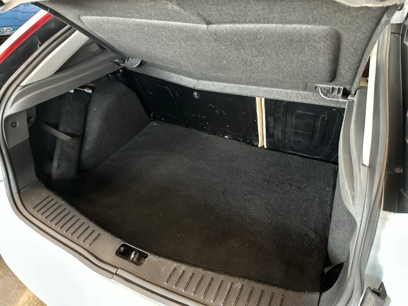 FOCUS 1.6 GLX 8V GASOLINA 4P MANUAL - 2011 - CAXIAS DO SUL