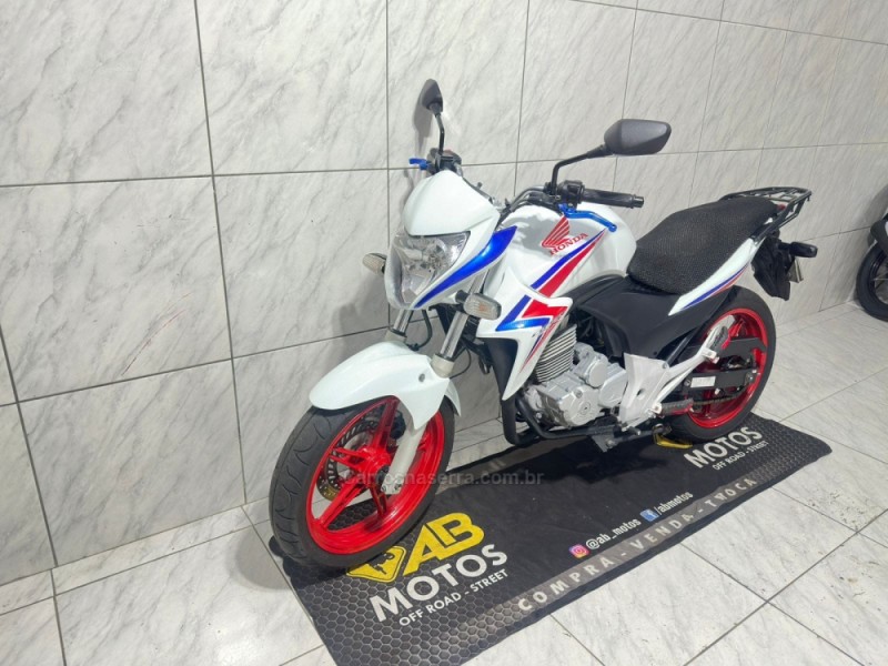 CB 300R  - 2015 - CAXIAS DO SUL