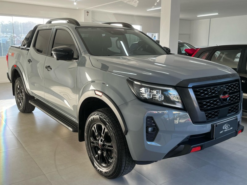 FRONTIER 2.3 PRO4X 4X4 CD BI-TURBO DIESEL 4P AUTOMÁTICO - 2023 - BENTO GONçALVES
