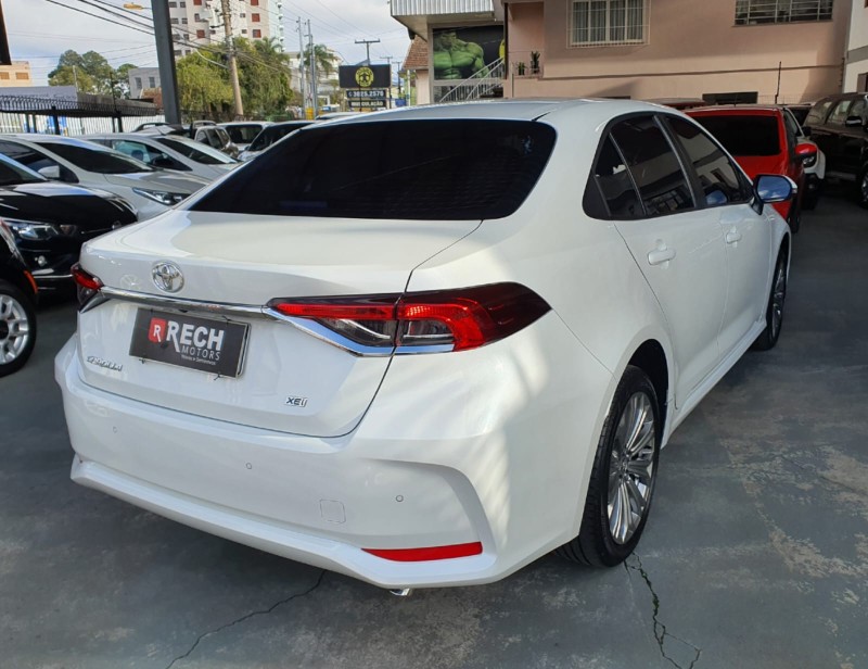 COROLLA 2.0 XEI 16V FLEX 4P AUTOMÁTICO - 2023 - CAXIAS DO SUL