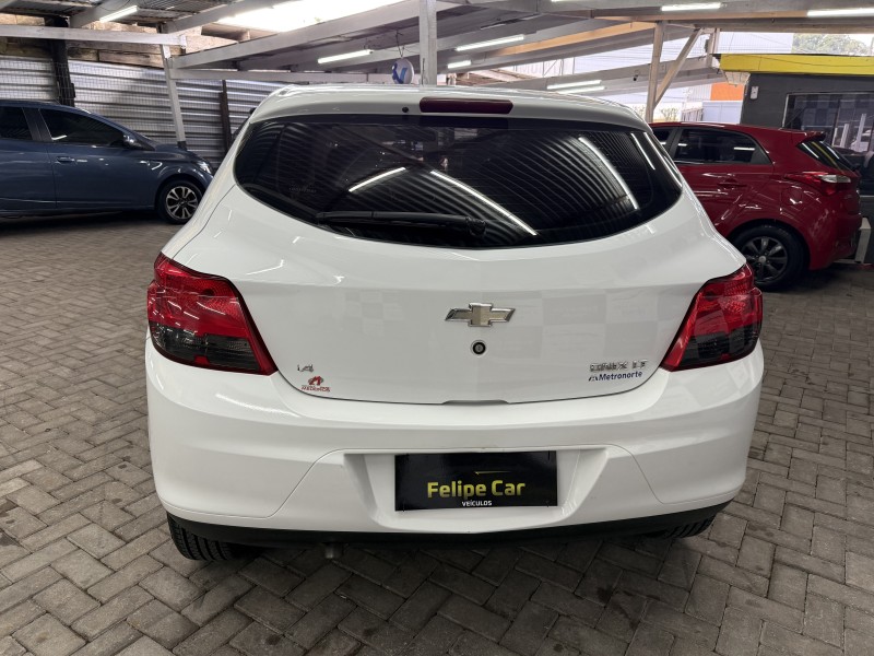 ONIX 1.4 MPFI LT 8V FLEX 4P MANUAL - 2013 - CAXIAS DO SUL