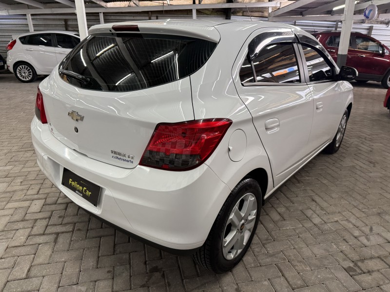 ONIX 1.4 MPFI LT 8V FLEX 4P MANUAL - 2013 - CAXIAS DO SUL