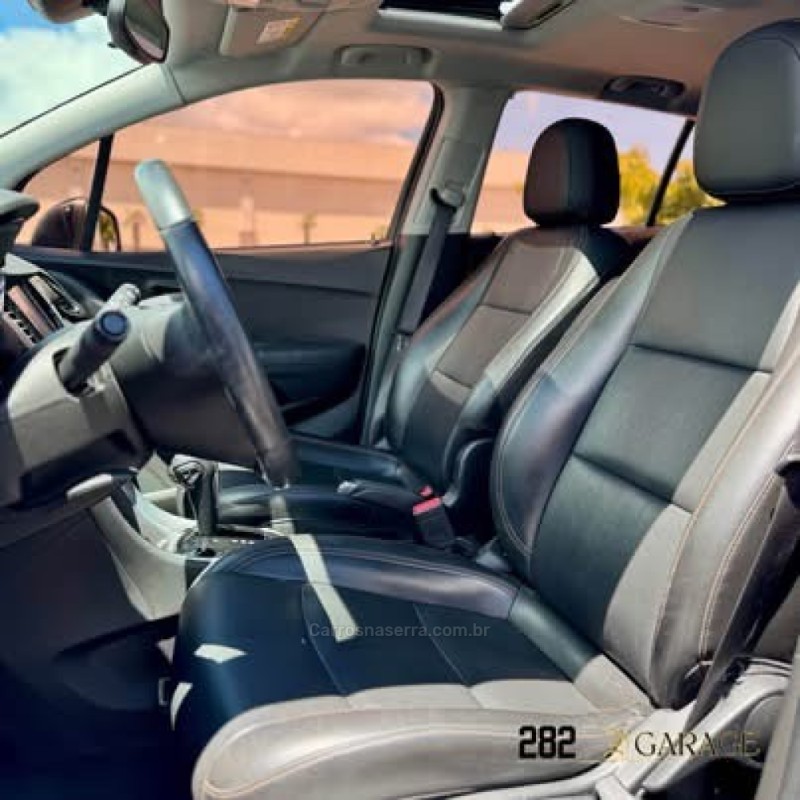 TRACKER 1.4 16V PREMIER TURBO FLEX 4P AUTOMÁTICO - 2018 - FARROUPILHA