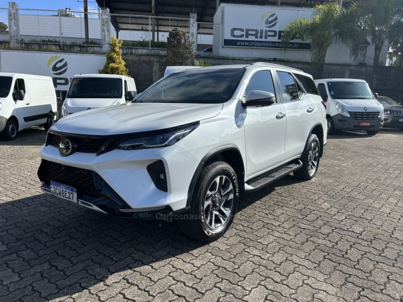 hilux sw4 2.8 4x4 srx platinum turbo 7 lugares diesel 4p automatico 2024 farroupilha