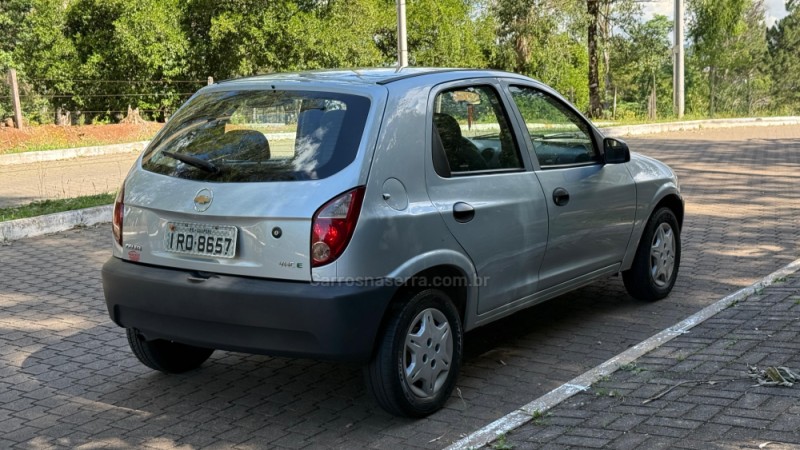 CELTA 1.0 MPFI LS 8V FLEX 4P MANUAL - 2011 - GUAPORé