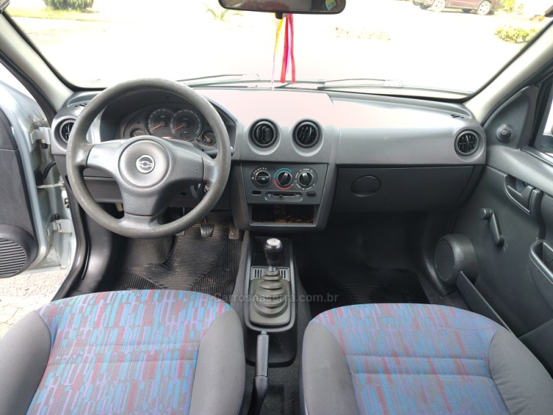 CELTA 1.0 MPFI LS 8V FLEX 4P MANUAL - 2011 - GUAPORé