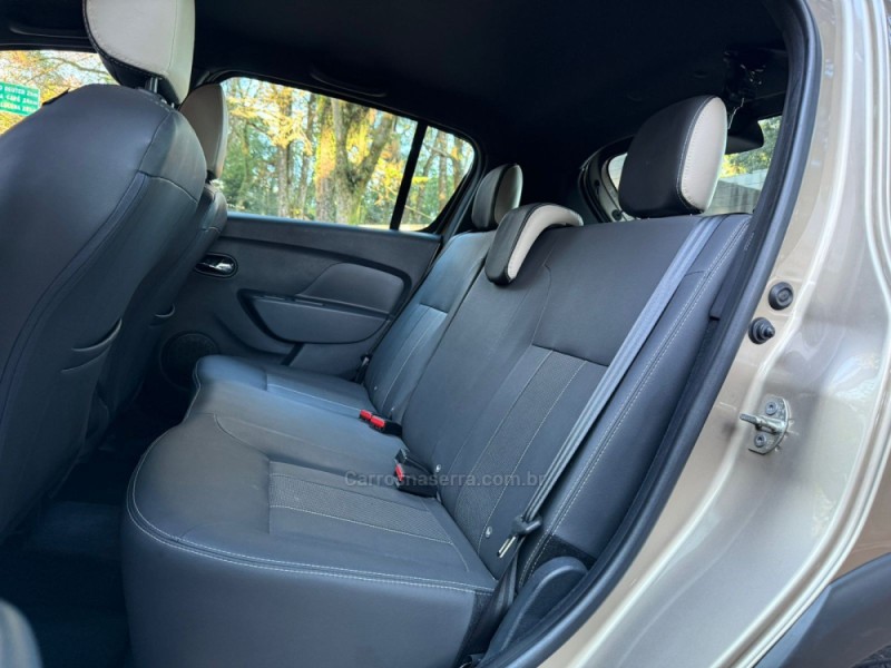 SANDERO 1.6 STEPWAY ICONIC X-TRONIC 16V FLEX 4P AUTOMÁTICO - 2020 - DOIS IRMãOS