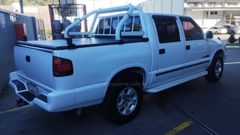 S10 4.3 SFI DLX 4X2 CE V6 12V GASOLINA 2P MANUAL - 1998 - CAXIAS DO SUL