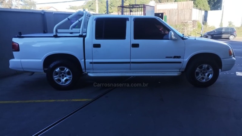 S10 4.3 SFI DLX 4X2 CE V6 12V GASOLINA 2P MANUAL - 1998 - CAXIAS DO SUL